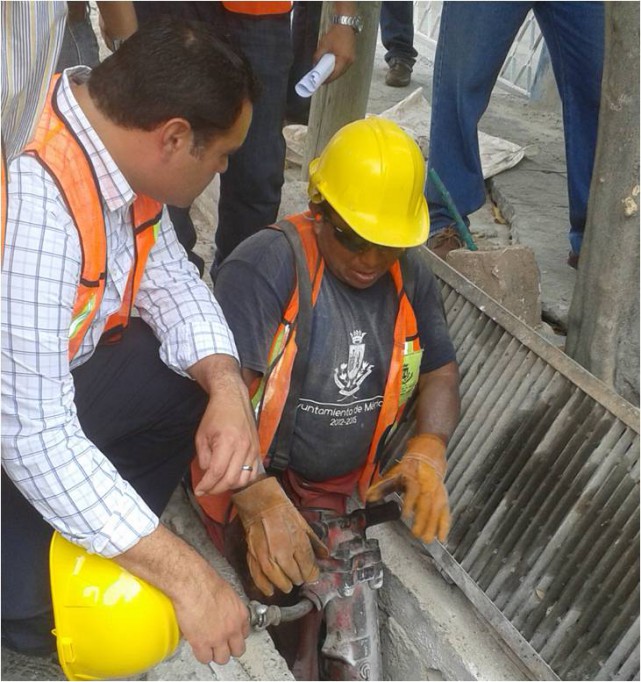 Supervisan obras de desazolve en Mérida Supervisan obras de desazolve en Mérida