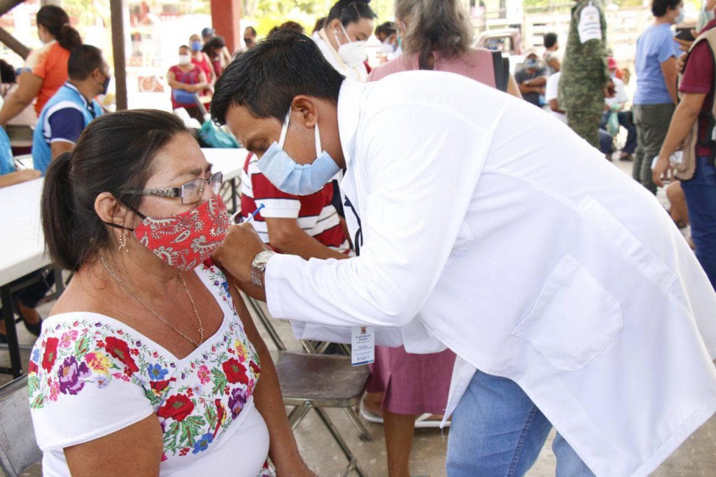 Aplican más de 36 mil dosis contra el Covid-19, en un día Aplican más de 36 mil dosis contra el Covid-19, en un día