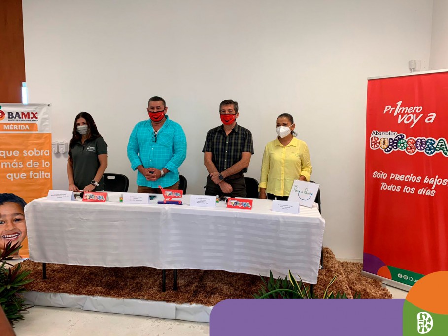 Dunosusa entrega apoyo económico del programa de redondeo Dunosusa entrega apoyo económico del programa de redondeo