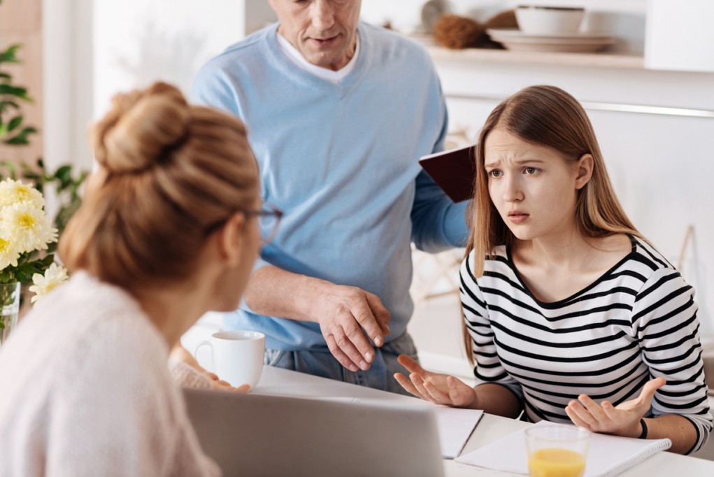 Durante la adolescencia se es más susceptible a las adicciones Durante la adolescencia se es más susceptible a las adicciones