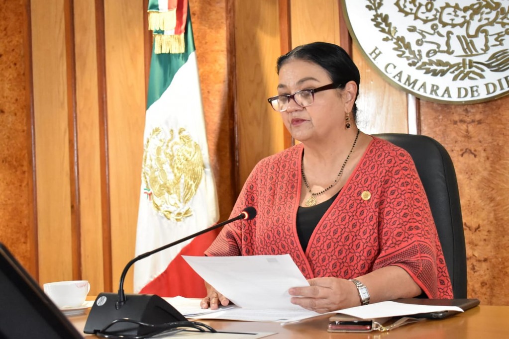 Dulce María Sauri, mujer de un solo partido… Dulce María Sauri, mujer de un solo partido…