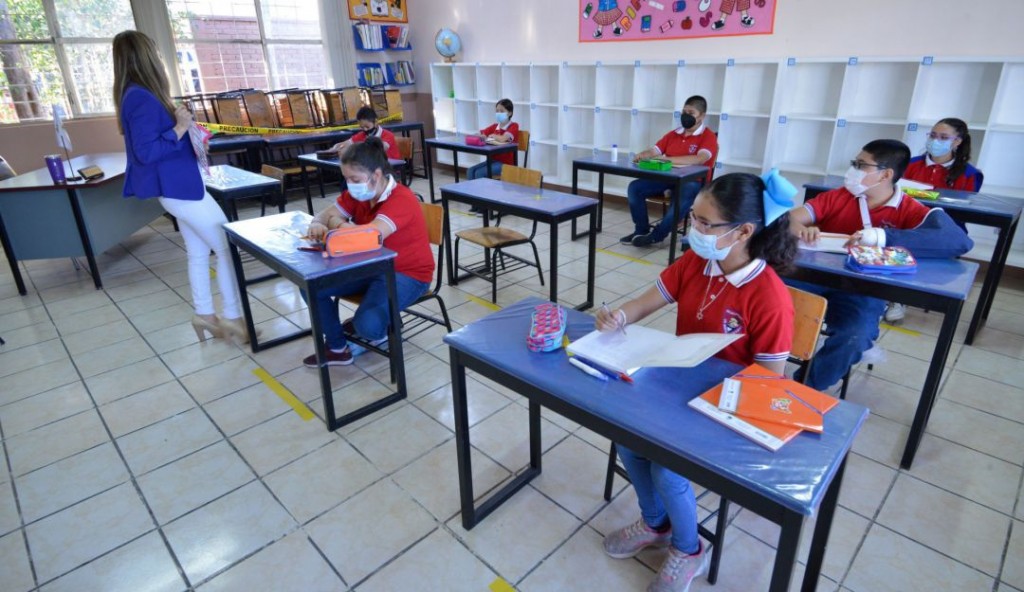 Regreso a Clases presencial será VOLUNTARIO Regreso a Clases presencial será VOLUNTARIO