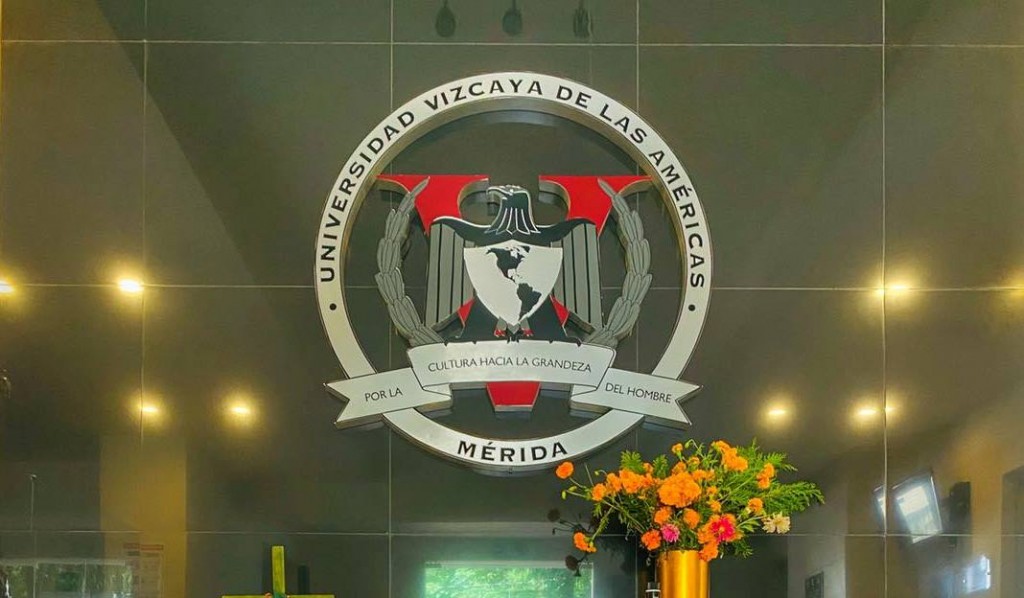 Autoridades de Universidad Vizcaya se reúnen en Mérida Autoridades de Universidad Vizcaya se reúnen en Mérida