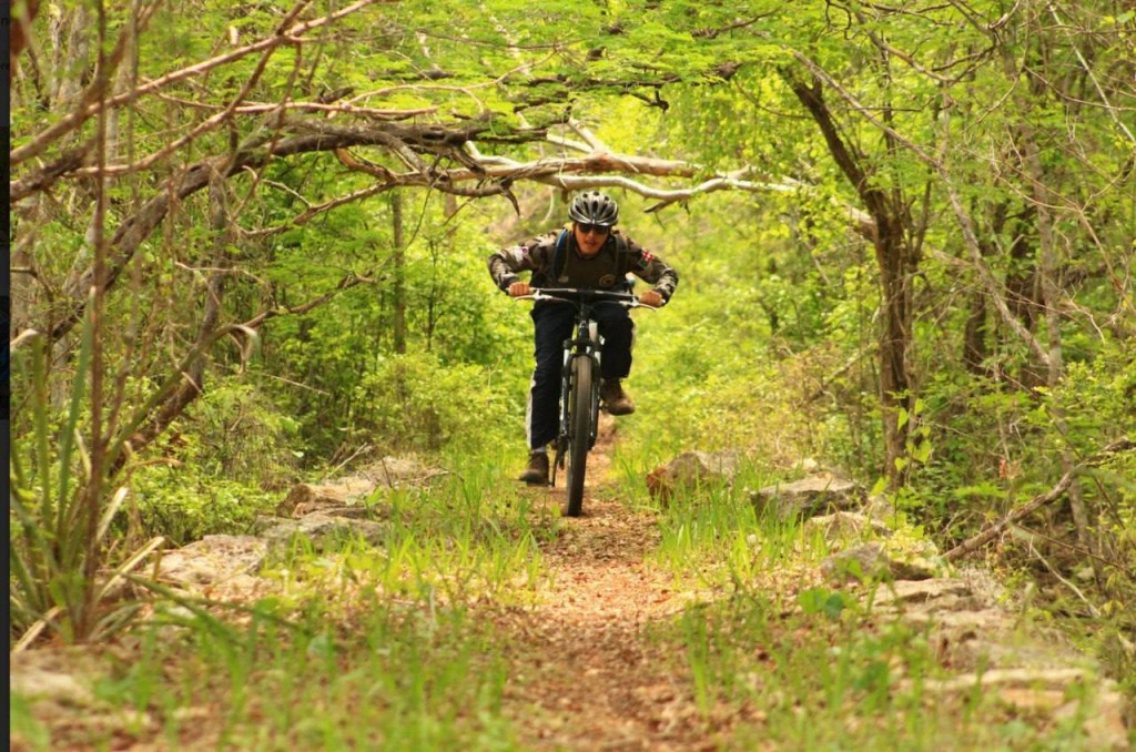 Anuncian inversión para proyectos de la Ruta Puuc y Aldeas Mayas