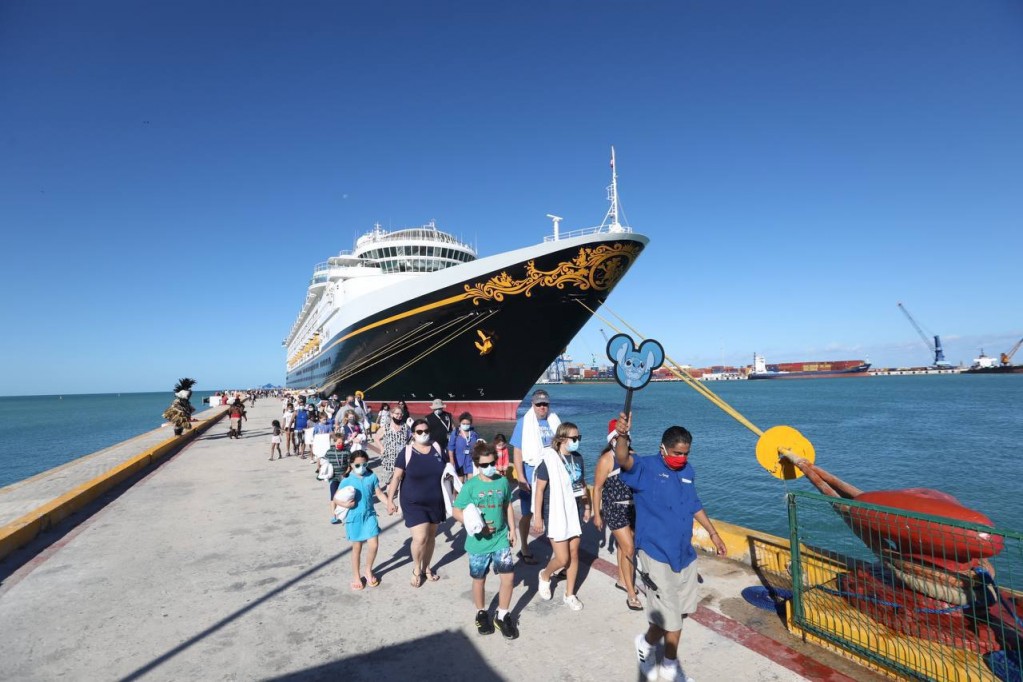 Crucero Disney llegó a Progreso Crucero Disney llegó a Progreso