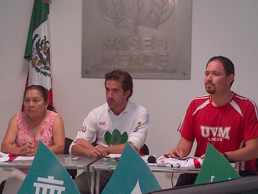 Realizan con éxito la carrerar UVM en el parque paseo verde Realizan con éxito la carrerar UVM en el parque paseo verde