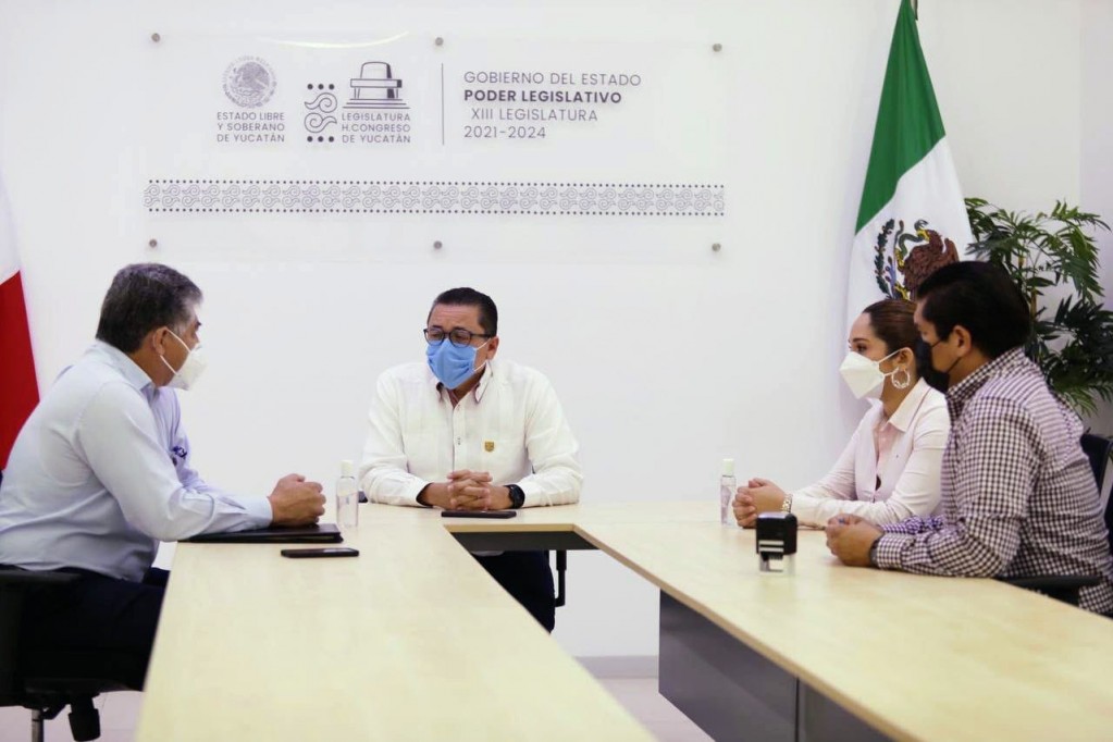 Yucatecos contarán con mejores servicios en Notarías Públicas Yucatecos contarán con mejores servicios en Notarías Públicas