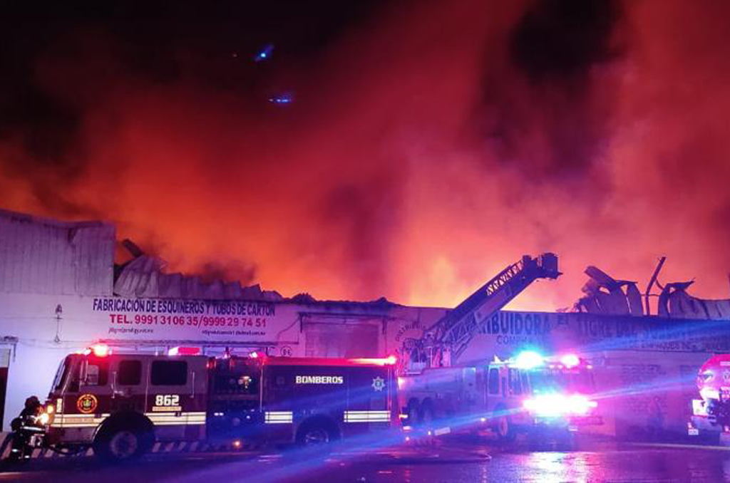 Se incendian 4 bodegas en la Plan de Ayala Sur; no hubo lesionados Se incendian 4 bodegas en la Plan de Ayala Sur; no hubo lesionados