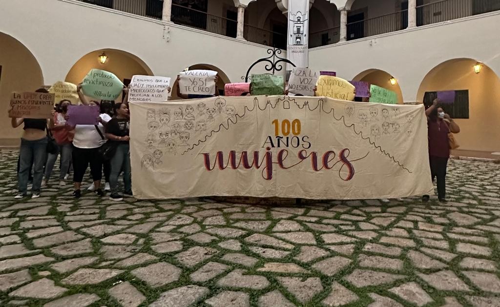 UADY inicia modificación a su protocolo para la prevención, atención y sanción de la violencia de género, discriminación, hostigamiento, acoso y abuso sexuales. UADY inicia modificación a su protocolo para la prevención, atención y sanción de la violencia de género, discriminación, hostigamiento, acoso y abuso sexuales.