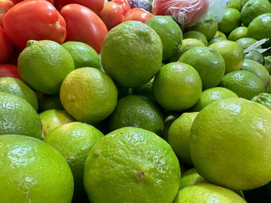 Sin limón no hay ceviche, pero el cítrico está en las nubes Sin limón no hay ceviche, pero el cítrico está en las nubes