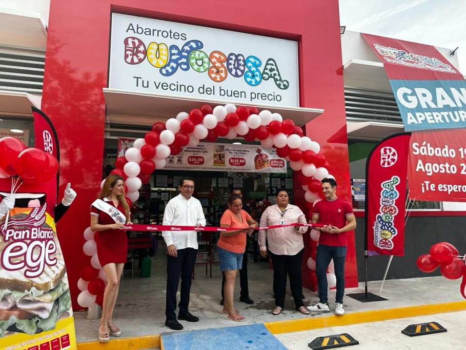 Inauguran nueva sucursal de Dunosusa en Caucel Inauguran nueva sucursal de Dunosusa en Caucel