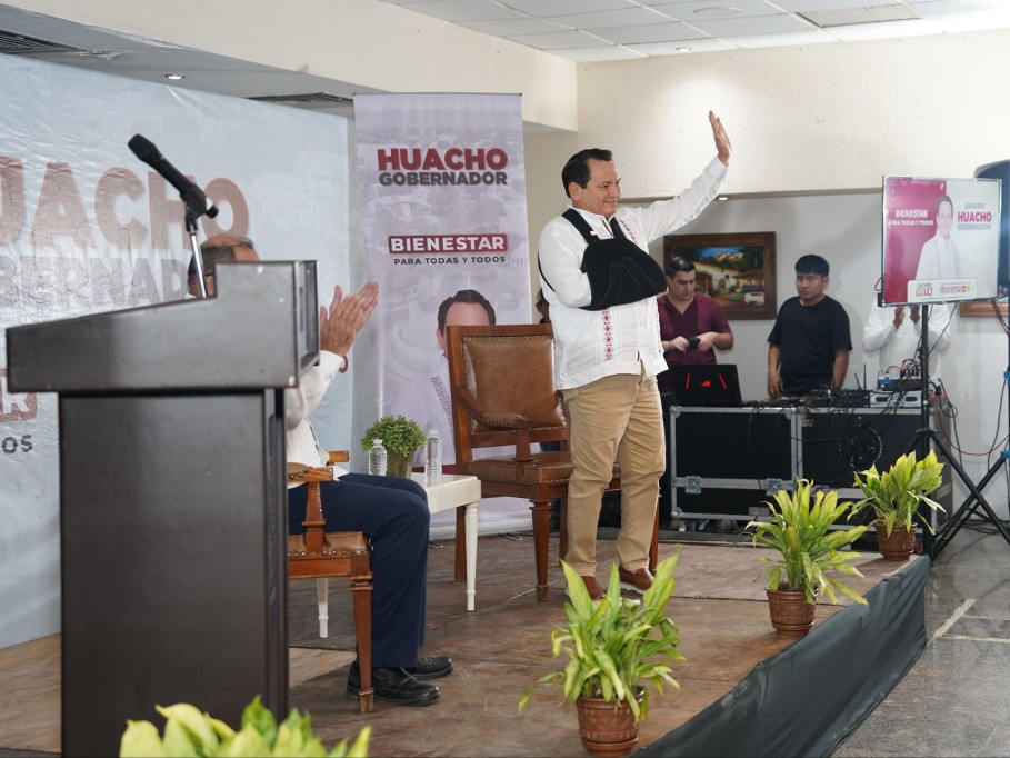 Huacho Díaz Mena Huacho Díaz Mena