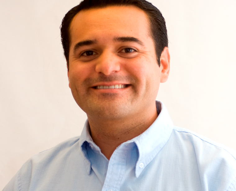 Renán Barrera asegura que el paso a desnivel ya está al 100%. Renán Barrera asegura que el paso a desnivel ya está al 100%.