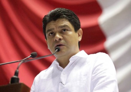 Capacita CODHEY a funcionarios del Gobierno Estatal Capacita CODHEY a funcionarios del Gobierno Estatal