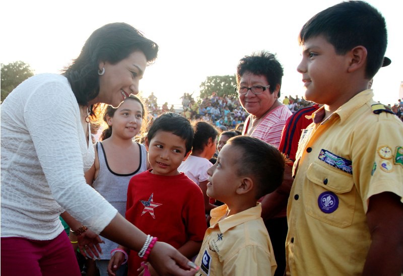 Disfrutan más de 20 mil familias espectáculos infantiles Disfrutan más de 20 mil familias espectáculos infantiles
