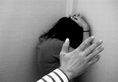 Años de historia de violencia y maltratos anteceden a asesinatos de esposas Años de historia de violencia y maltratos anteceden a asesinatos de esposas