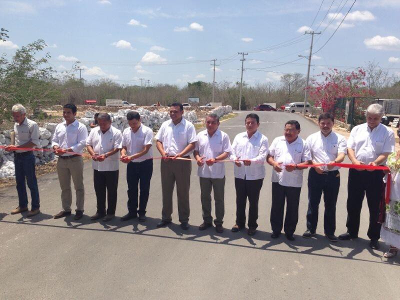 Secundaria Roosevelt ya tiene comedor, calles pavimentadas y luminarias Secundaria Roosevelt ya tiene comedor, calles pavimentadas y luminarias