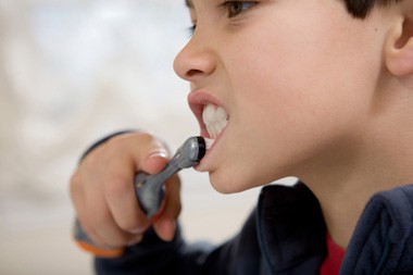 Recomiendan a los niños cepillarse mínimo 3 veces al día Recomiendan a los niños cepillarse mínimo 3 veces al día