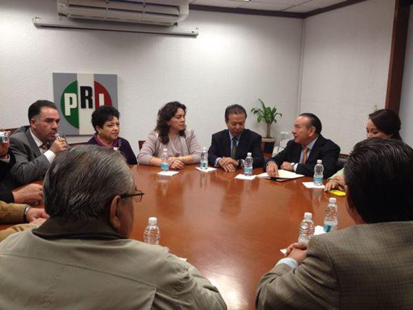 Ivonne Ortega Pacheco se reunió con legisladores del Estado de Tabasco Ivonne Ortega Pacheco se reunió con legisladores del Estado de Tabasco