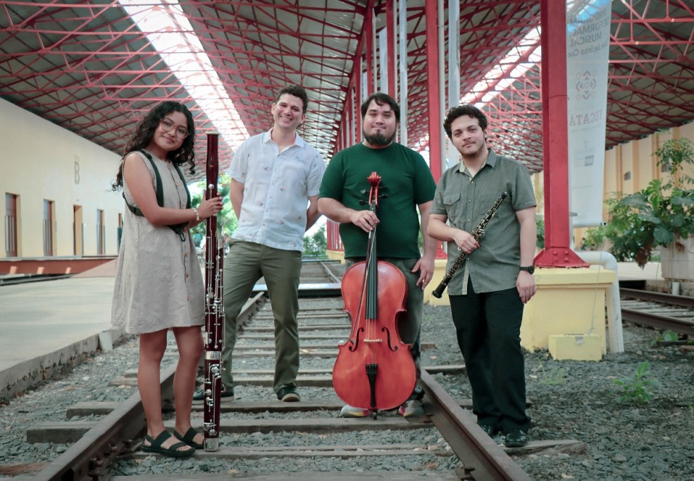 Sinfónica de la UNAY presenta “Gala de solistas” con oboe, fagot y violonchelo