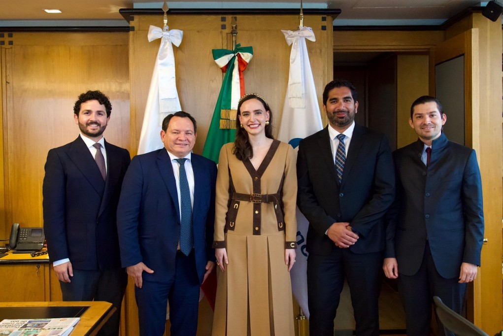 Promueve Huacho Díaz proyectos industriales de Yucatán, en CDMX