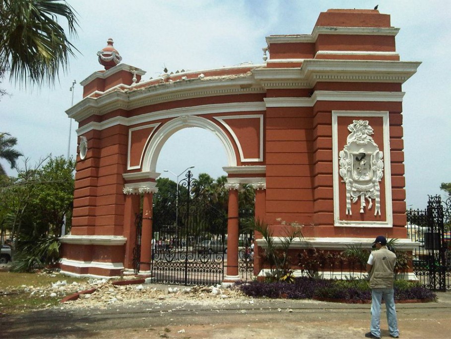 Supervisión de obras en el zoológico el Centenario Supervisión de obras en el zoológico el Centenario