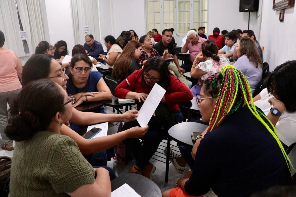 Se capacita en Primeros Auxilios Jurídicos el Personal de Semujeres