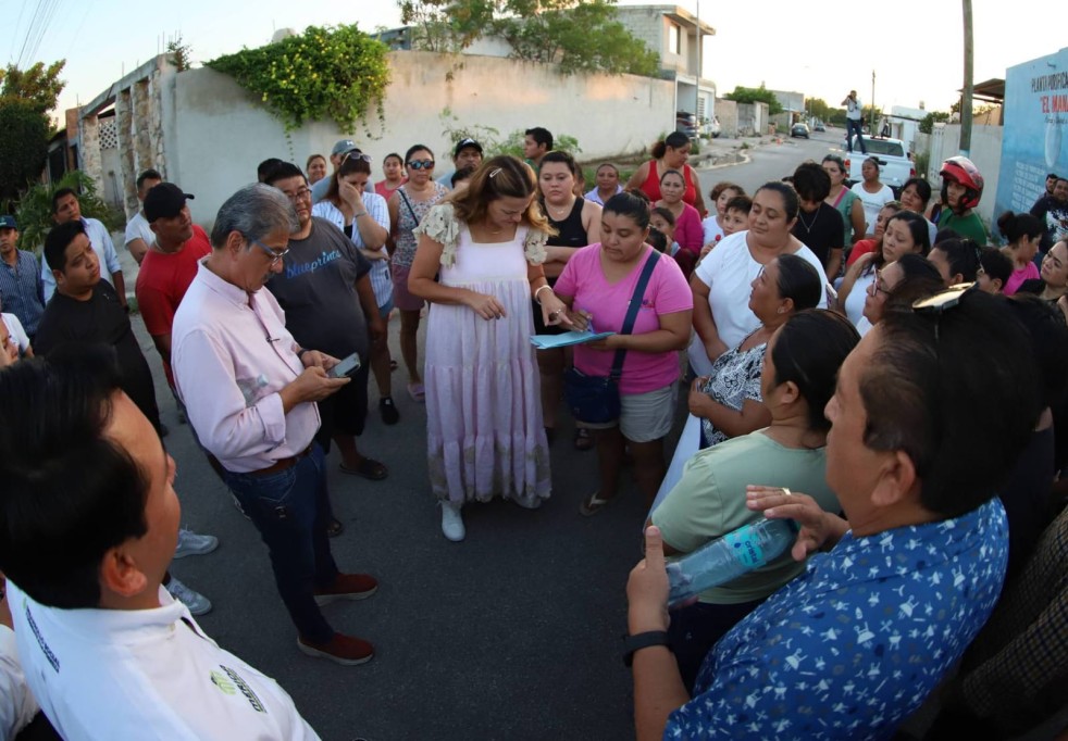 Responde en tiempo real Cecilia Patrón a gestiones en las calles de Mérida