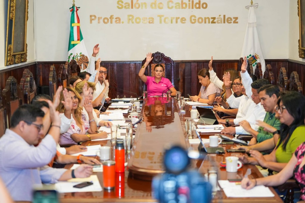 Cabildo de Mérida, comprometido con seguridad y mejora de la infraestructura vial y urbana.