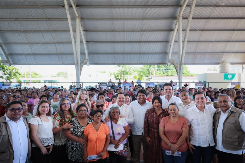 Constató Huacho Diaz el inicio de la entrega de tarjetas Mujeres Bienestar Constató Huacho Diaz el inicio de la entrega de tarjetas Mujeres Bienestar