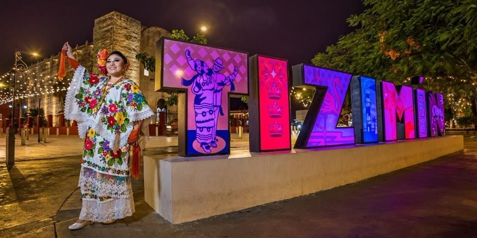 Orgullosa de sus raíces, la reina electa de la Feria de Reyes Tizimín 2026 Orgullosa de sus raíces, la reina electa de la Feria de Reyes Tizimín 2026