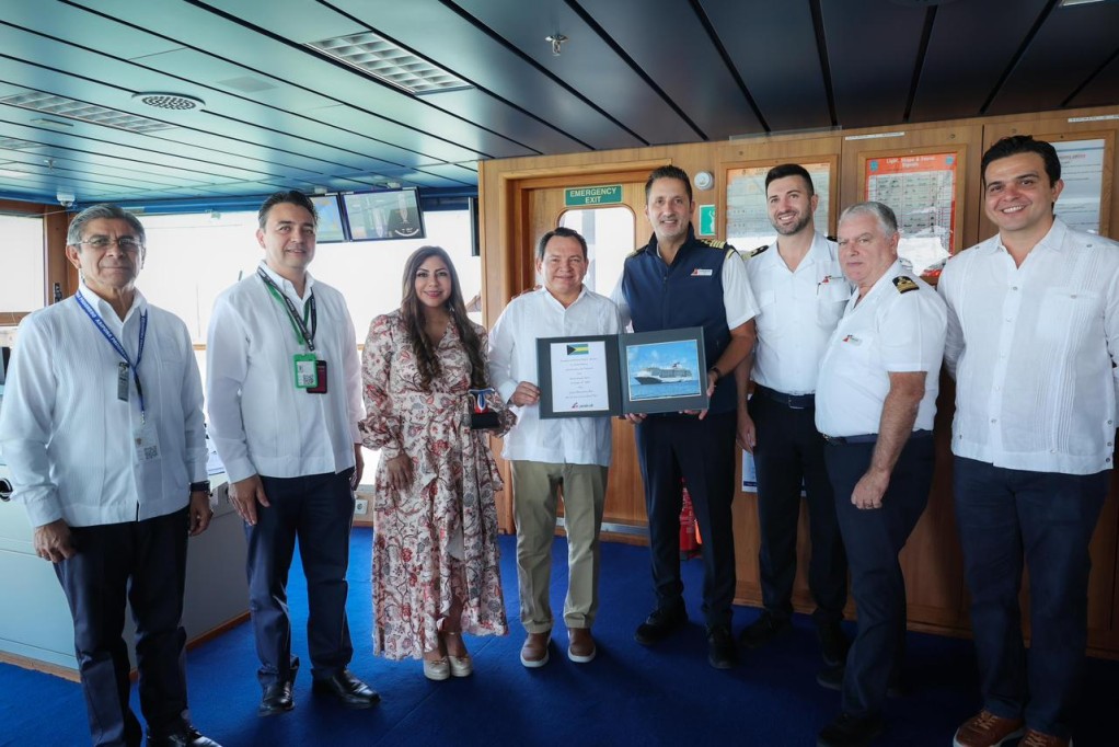 Se consolida Progreso como líder de destinos de cruceros en el sureste, tras el arribo del Carnival Spirit