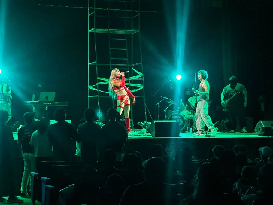 Los estudiantes de la Universidad Modelo dan una muestra de su talento