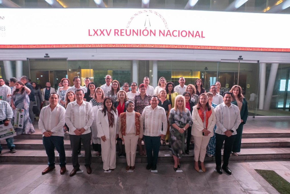 Llama gobernador de Yucatán a consolidar la transparencia como práctica permanente