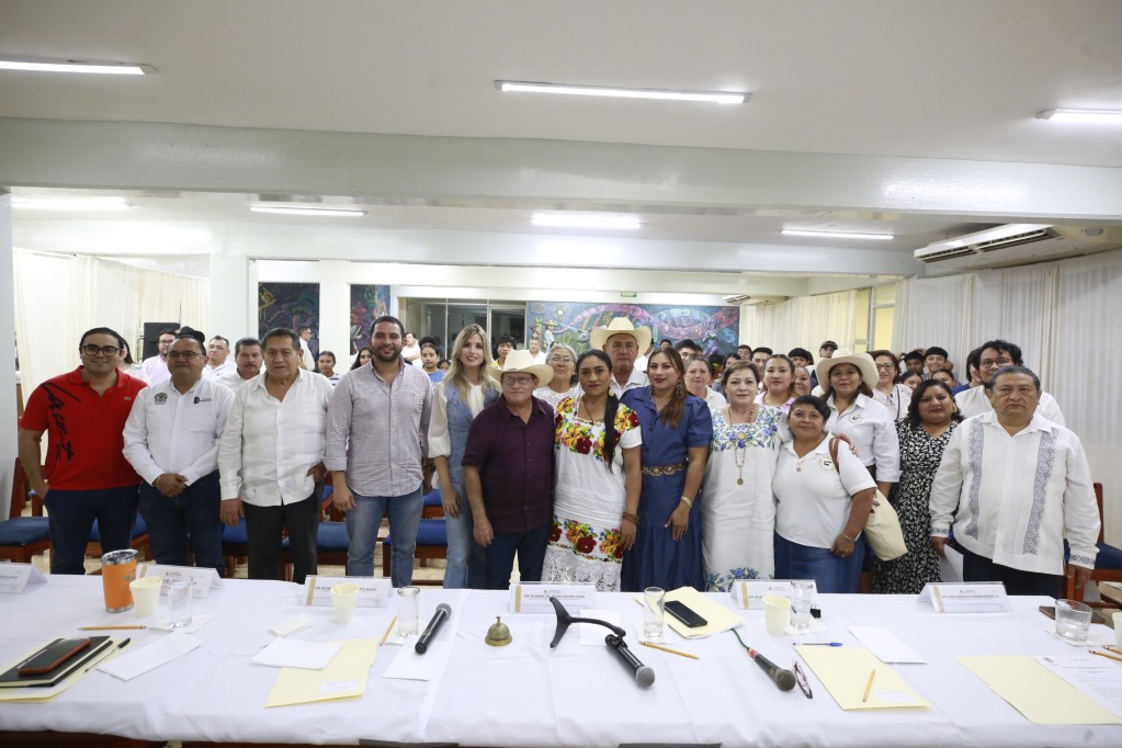 Analizan propuesta de Nueva Ley de Ganadería en foro de trabajo, en Tizimín