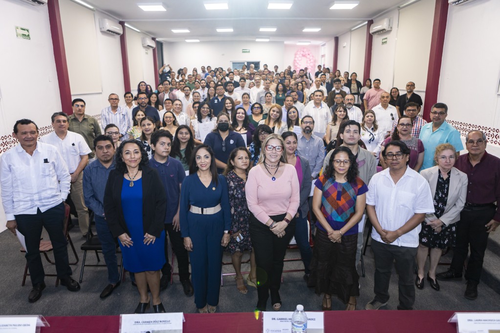 Premian la excelencia científica en Yucatán