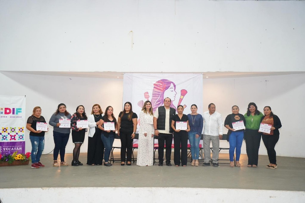 Clausura DIF Tizimín talleres de emprendimiento