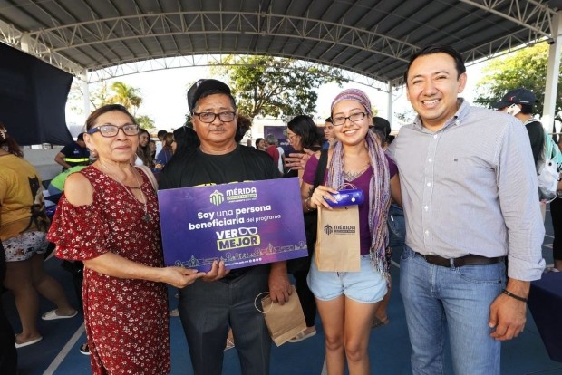 Entregará Ayuntamiento de Mérida 6,000 lentes gratuitos, en 2026