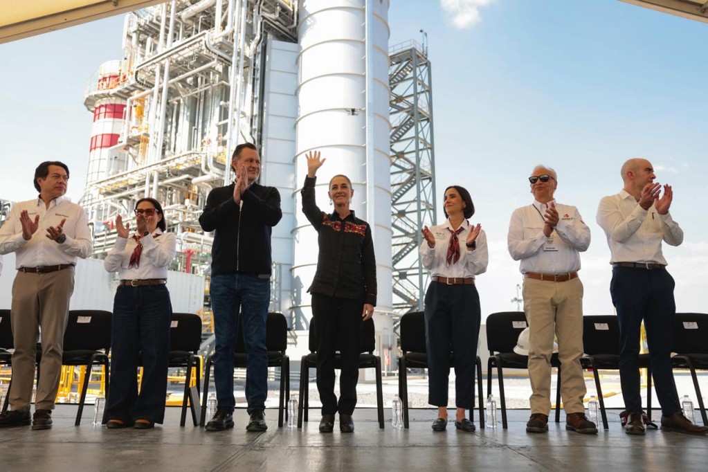 Inaugura Claudia Sheinbaum central ciclo combinado El Sauz II “Josefa Ortiz Téllez Girón”, de CFE