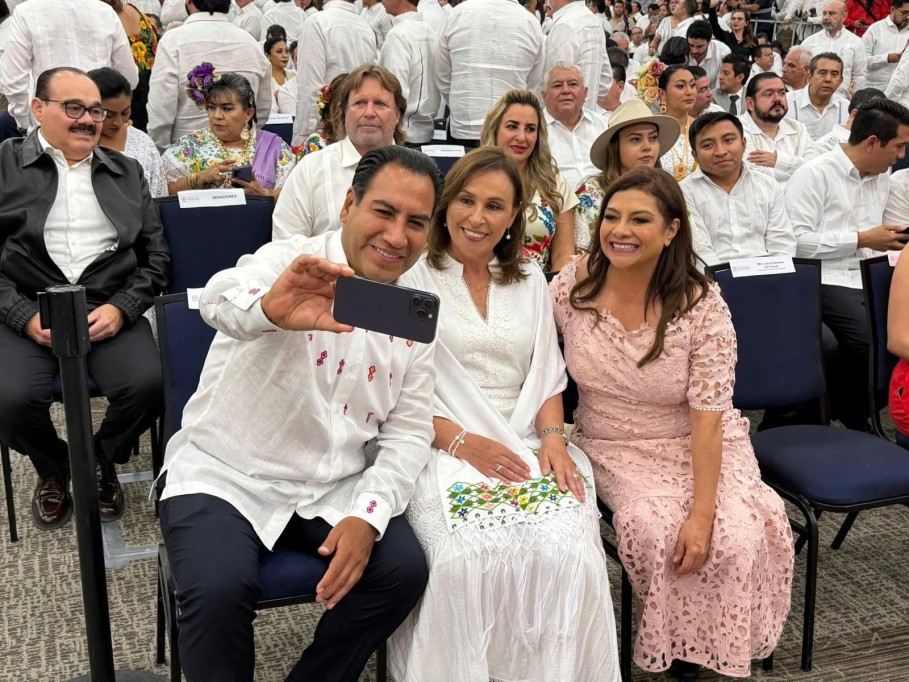 Gobernadores y gobernadoras, funcionarios federales y diplomáticos, entre los asistentes al Primer Informe de Huacho Díaz