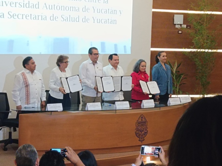 Anuncia Huacho pronta visita de Zoé Robledo para retomar la construcción del Hospital de Ticul