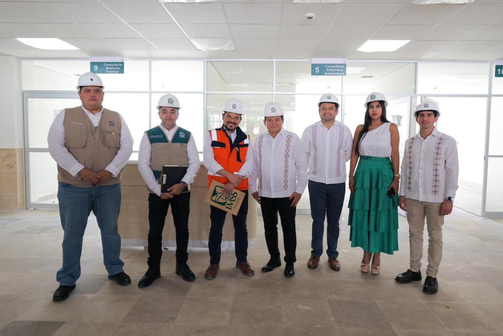 Supervisan avances de hospitales en Ticul y en Francisco de Montejo