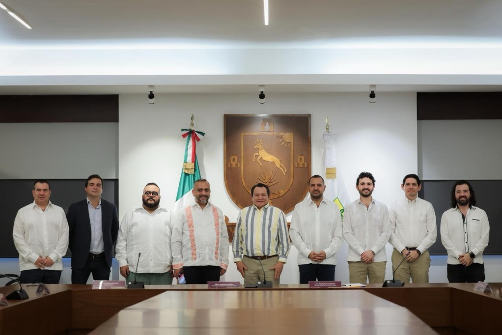 Reitera Huacho Díaz llamado para que atraer inversionistas a Yucatán