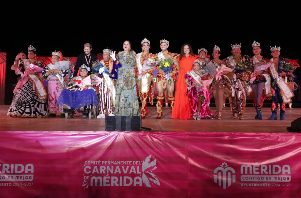 Arranca el Carnaval de Mérida con la coronación de los reyes