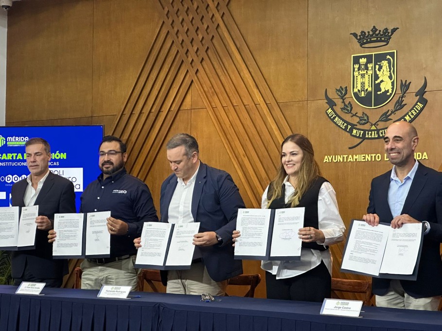 Becarán a meridanos para estudiar en Portugal