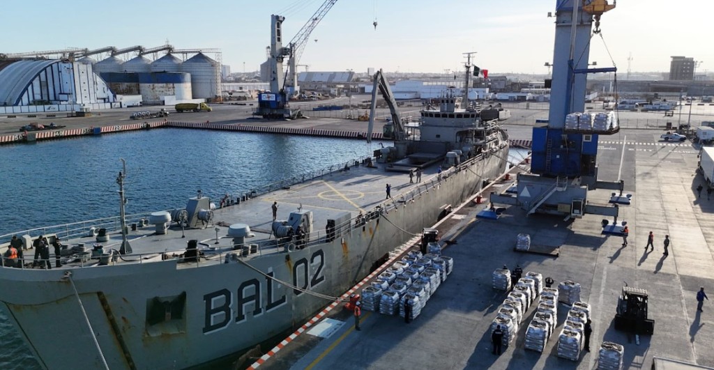 Suspenden envío de petróleo a Cuba, para proteger a México