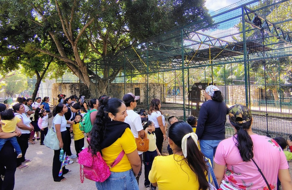 Se llena el Zoológico de Tizimín los domingos