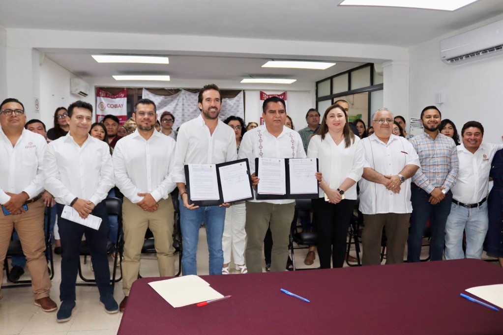 Instalan más de 300 paneles solares en planteles del Colegio de Bachilleres de Yucatán