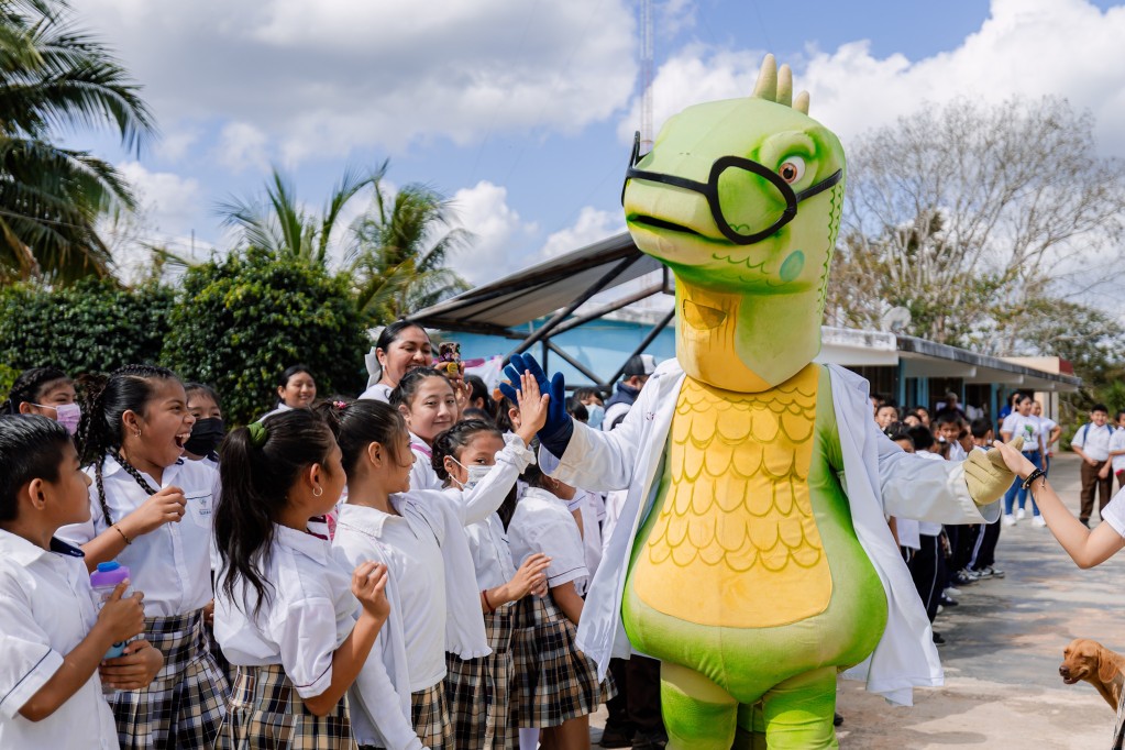 Conmemoran con experimentos y actividades el Día Estatal de la Mujer y la Niña en la Ciencia