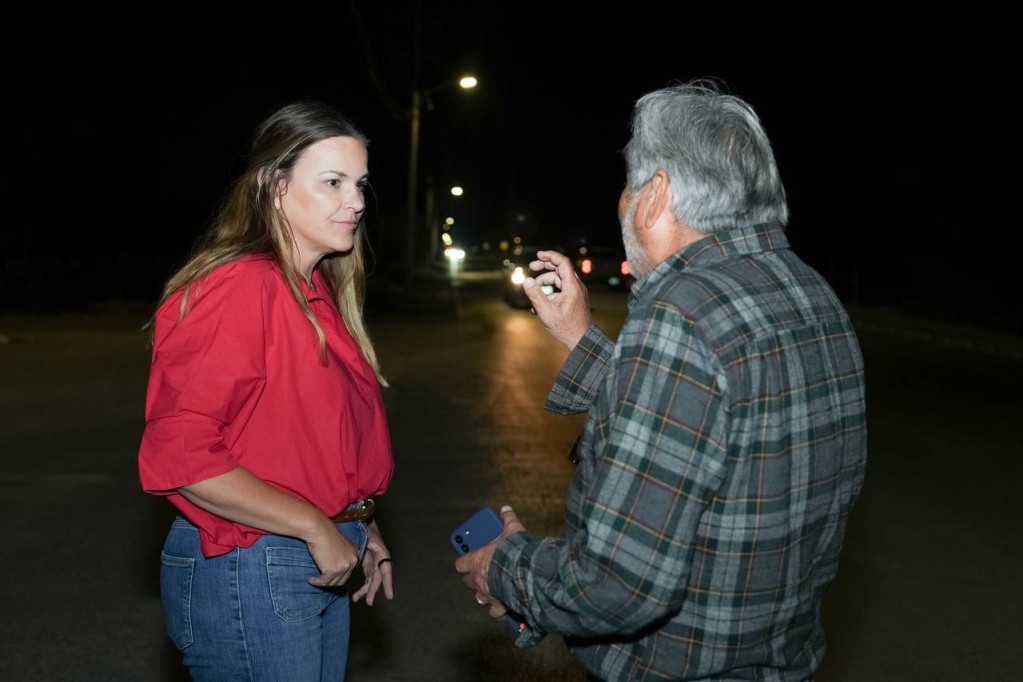 Renueva ayuntamiento luminarias en comisarías meridanas.